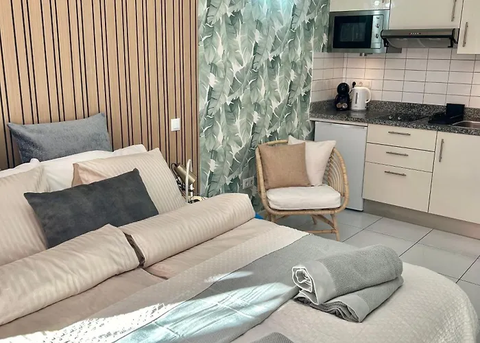 Olympia Palmalicious *